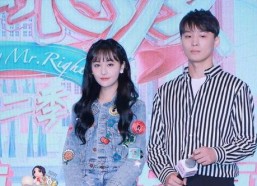 娱乐圈吃瓜txt,揭秘明星背后的故事